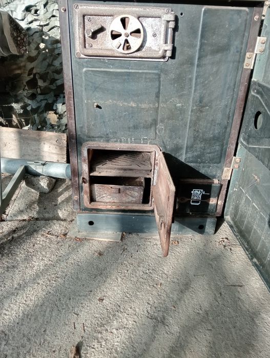 Vând sobă pe gaz stare ff bună bun