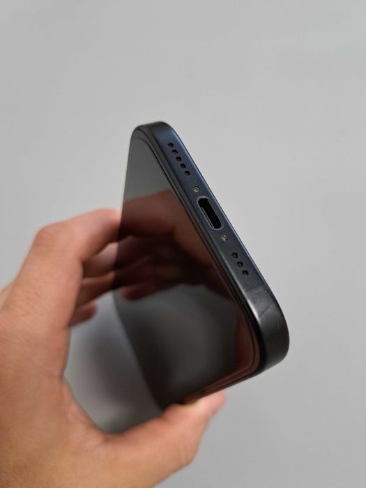 iPhone 15 128GB Black