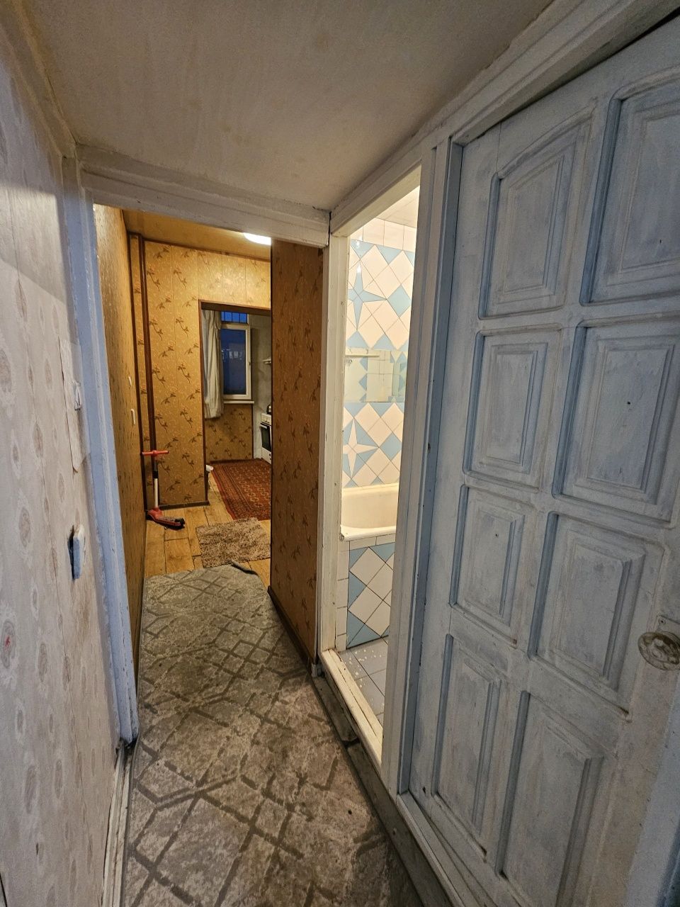 5 xonali uy sotiladi srochno. Shayxontohur tumani, Ibn Sino mavzesi.