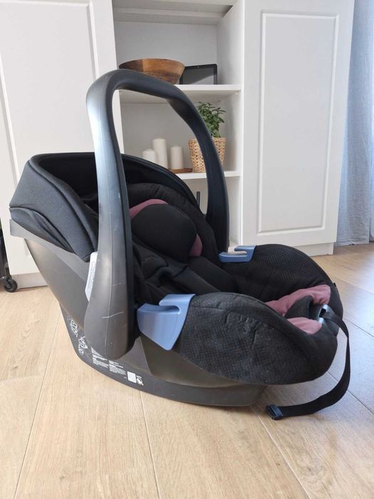 Столче за кола с база RECARO PRIVIA 0-13 кг