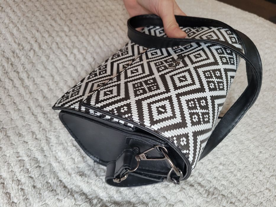 Дамска чанта Zara