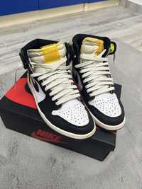 Vand Jordan 1 University Gold