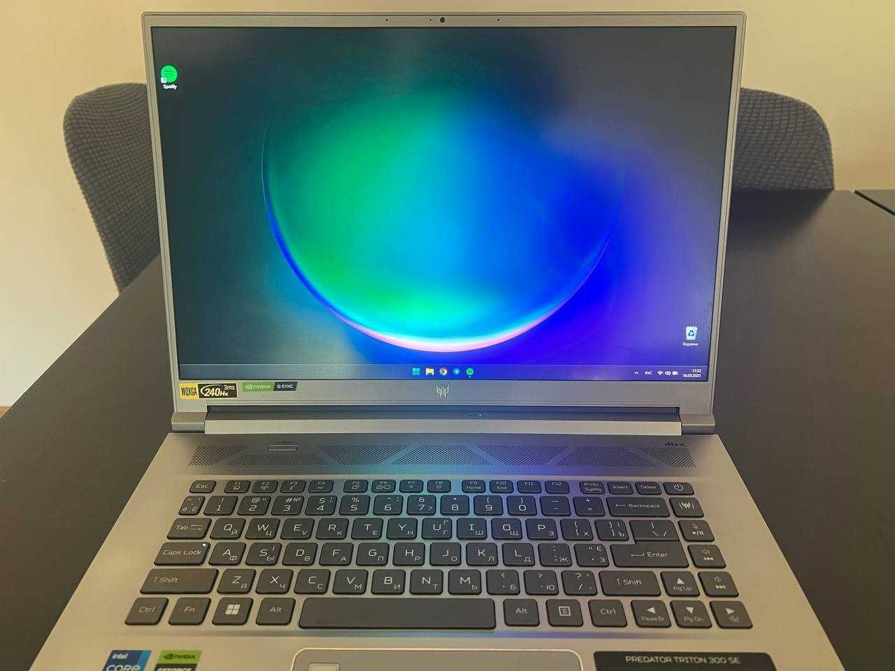 Acer Predator Triton 300 SE