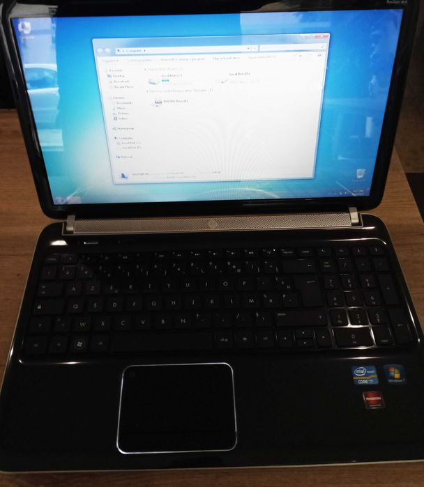 HP Pavilion DV6 i7