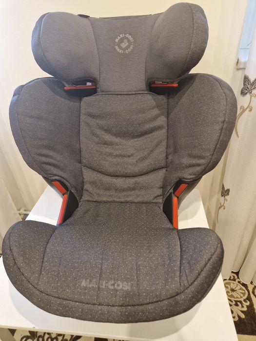 Scaun auto copii Maxi Cosi Rodifix Air Protect