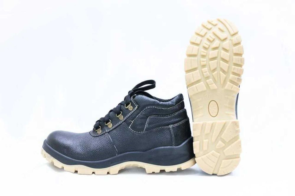 Спецобувь утеплённые мехом рабочей гарантия Не разрушаемые защитные