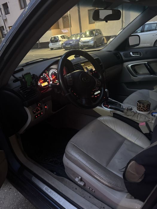 Subaru Legacy 3.0 h6 benzina
