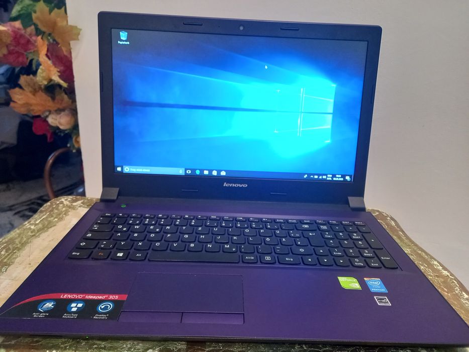 Leptop Lenovo Idepead 305