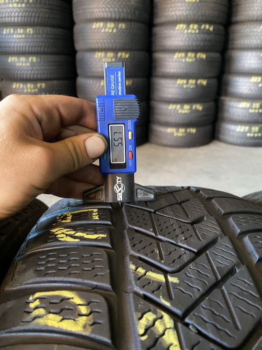 Anvelope iarna 225/40/19 Pirelli Sottozero 3 225 40 19 R19