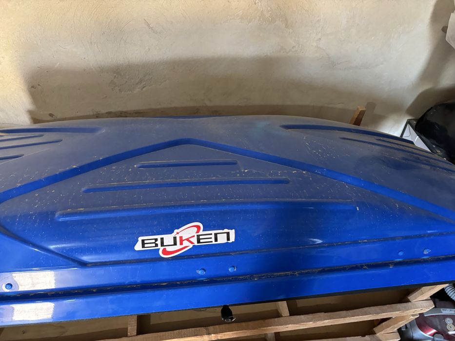 Продаеться автобокс