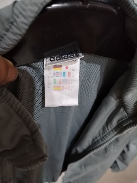 Оригинално пролетно якенце Adidas, ветровка Stormberg