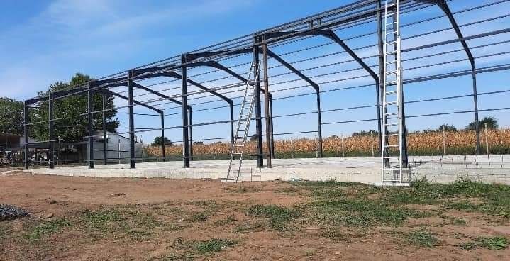Hale structurii metalice  o avans  plată la finalizarea lucrarii