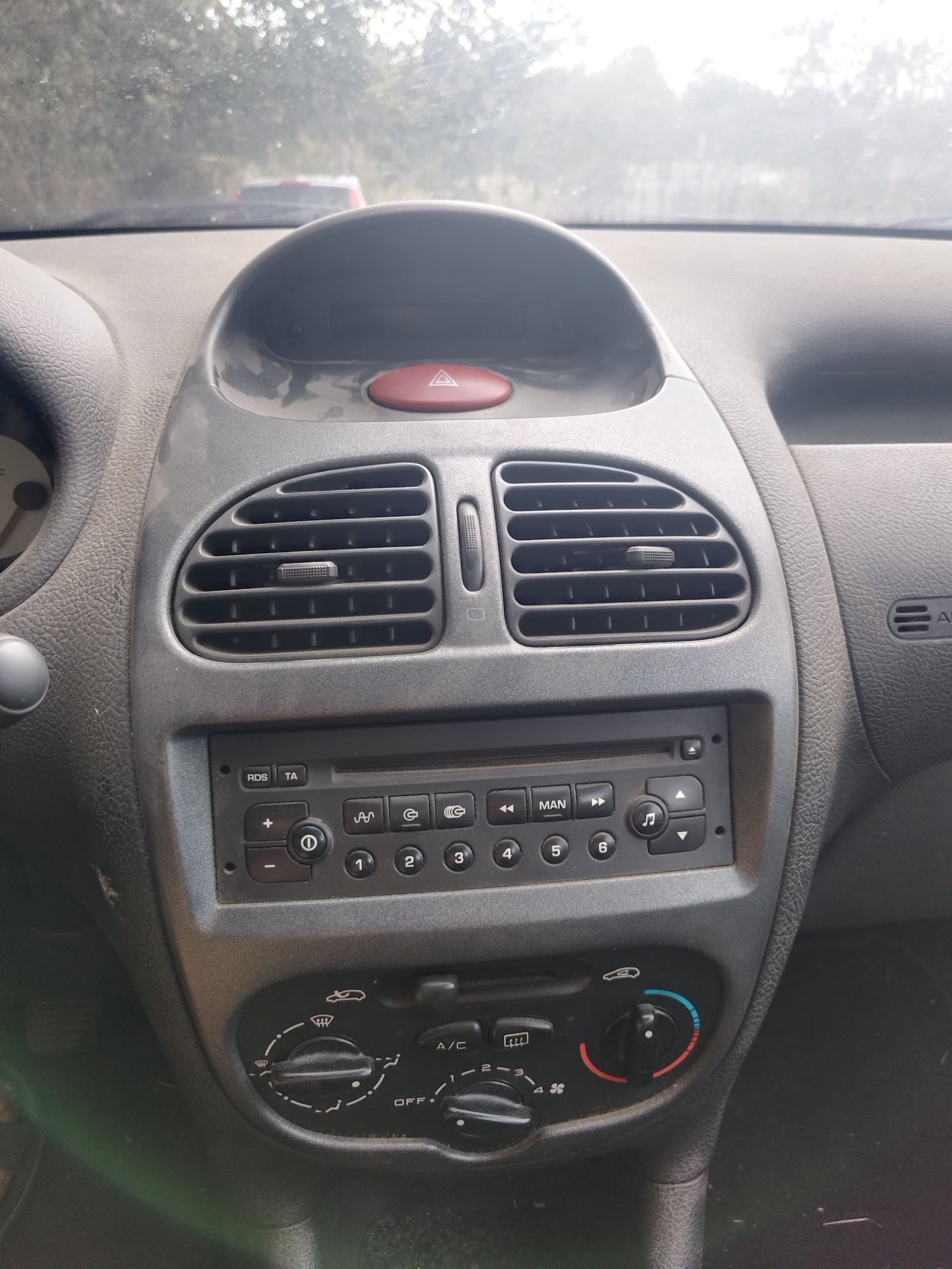 Peugeot 206sw 1.4hdi На Части