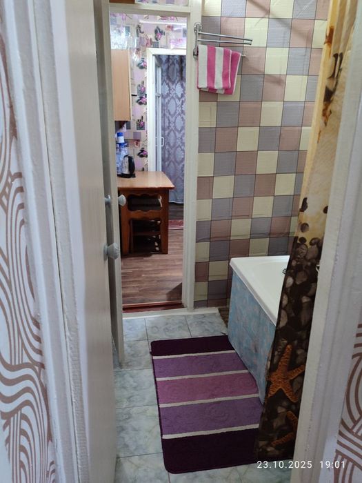 Сдаётся 3х комая квартира  семейным, техника имеется. Чиланзар 19 й кв