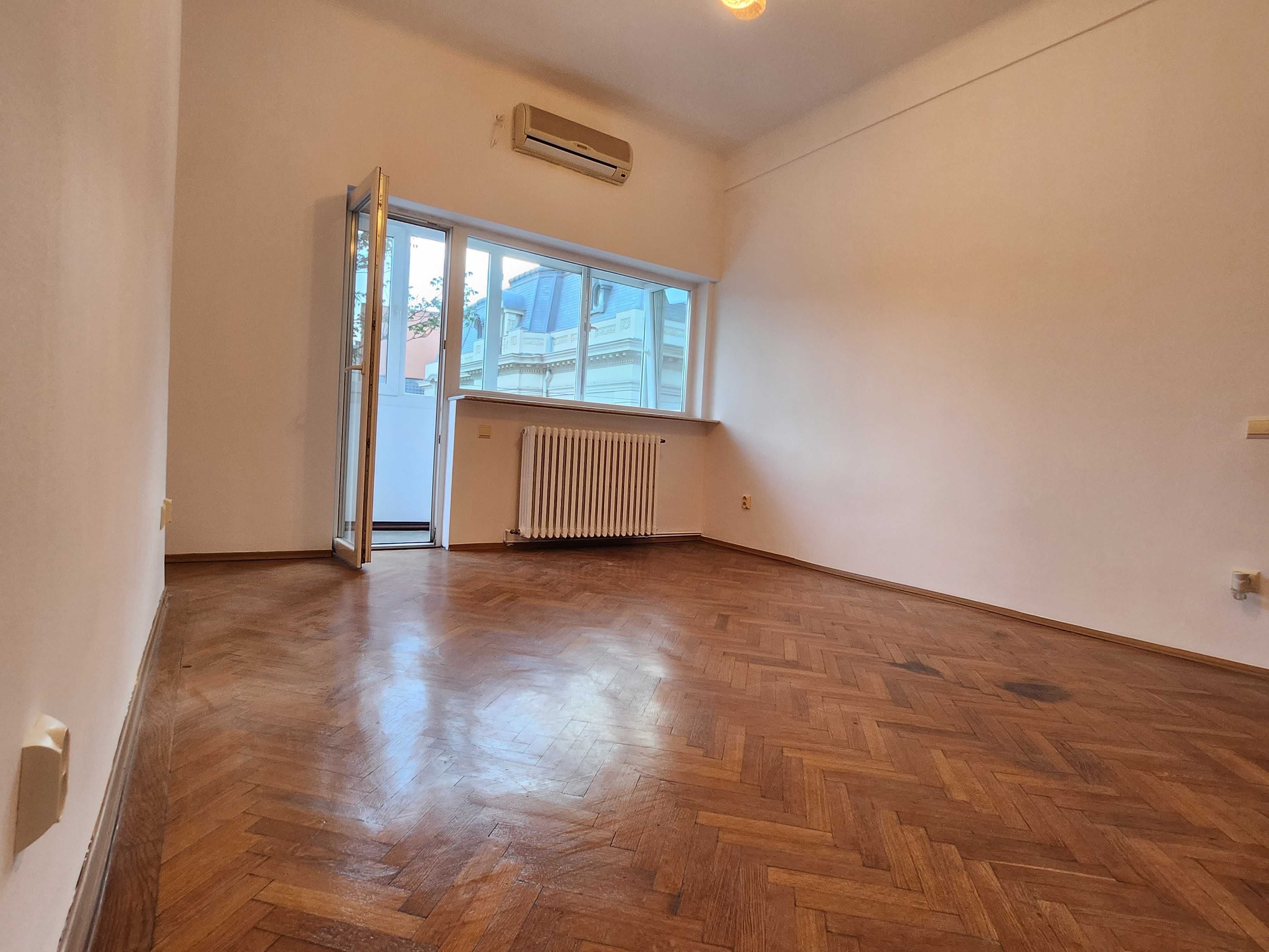 Apartament 4 camere inedit