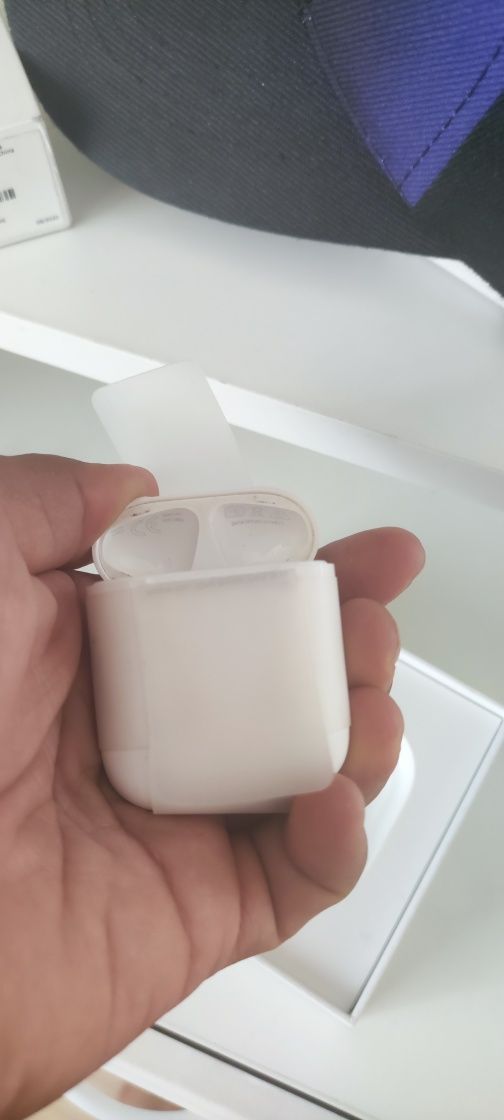 Продам кейс от airpods 2