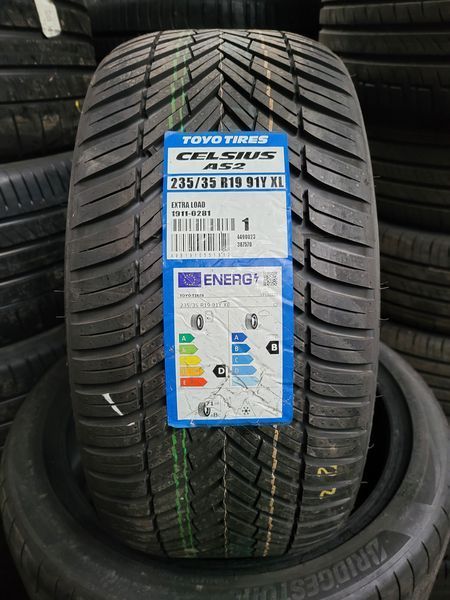 235/35/19 TOYO 4бр