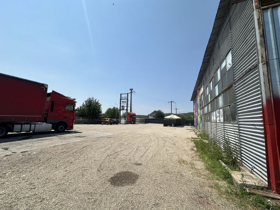 De vanzare hala industriala 280 mp plus teren 1850mp in Topoloveni