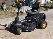 Tractorașe tuns gazon
