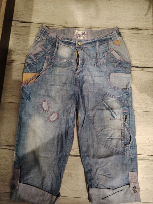 Уникални дамски дънки