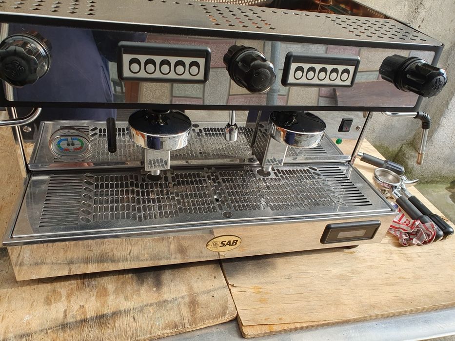 Vand espressor 2 grupuri