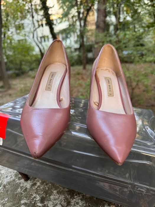 Vand pantofi Zara