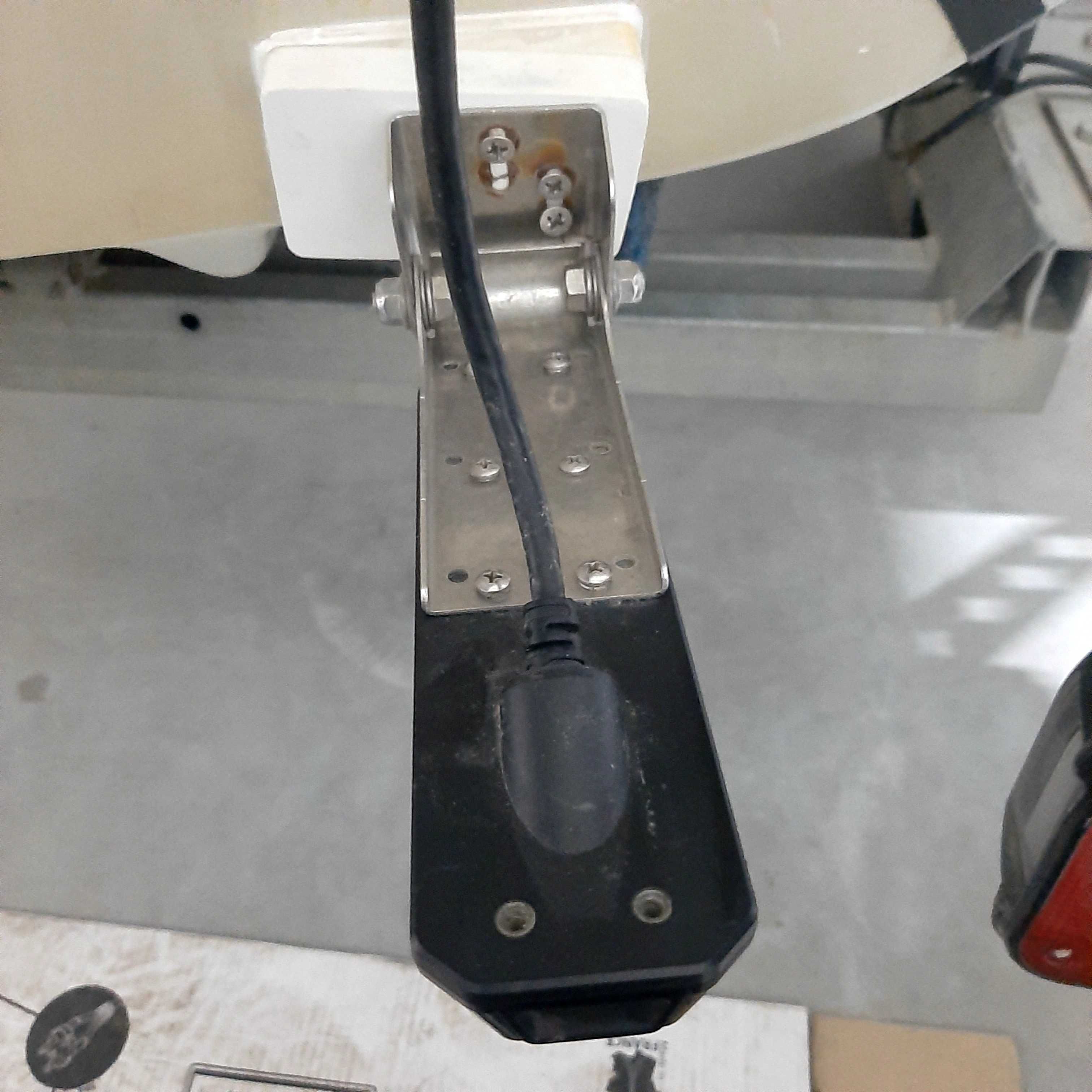 Сонар  12 "   HUMMINBIRD