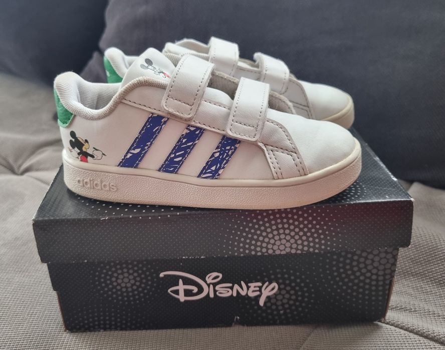Маратонки Adidas