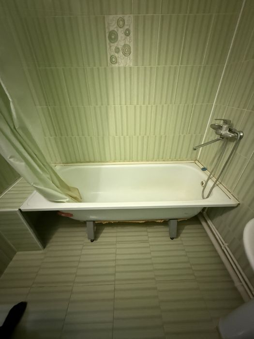 Бесплатно ванная раковина , унитаз