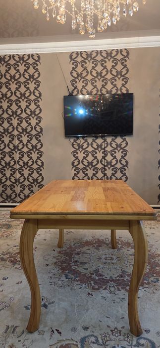 Столы из натурального дерева