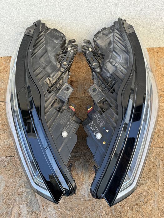 SET Far stanga dreapta Audi A6 C7 4G Facelift Full LED MATRIX Original