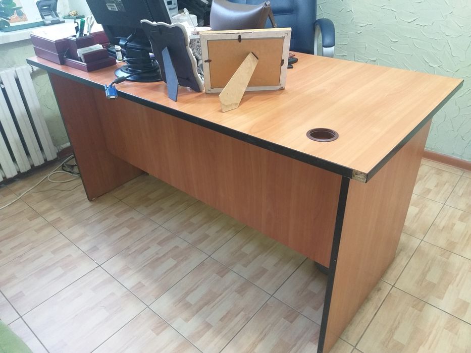 Продаю рабочий стол