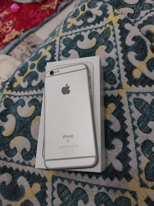 Продам айфон 6с всё в оригинале