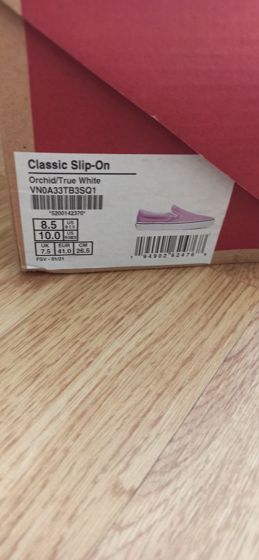 VANS - оригинални кецове,41 номер,нови