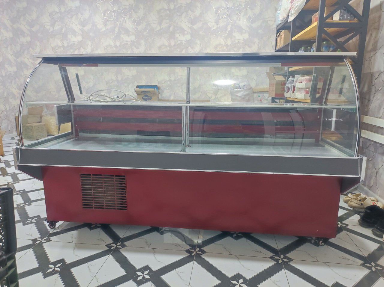 Холодильник сатылады