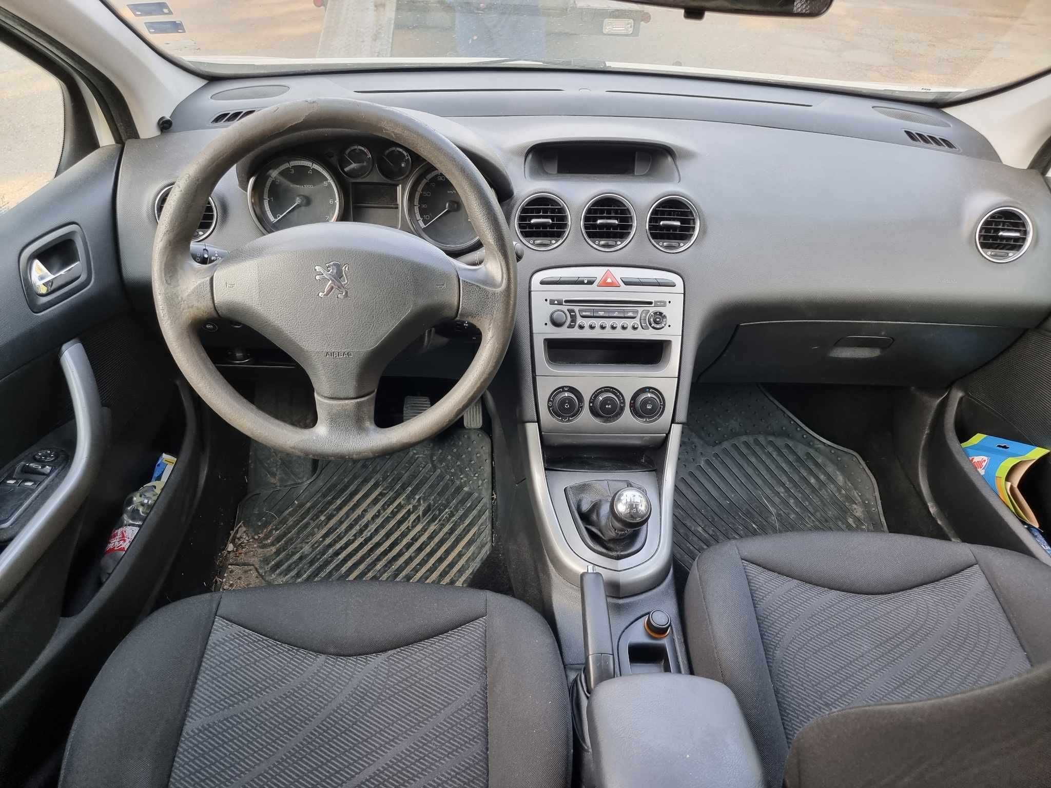 Peugeot 308 SW 1.6 газ На части