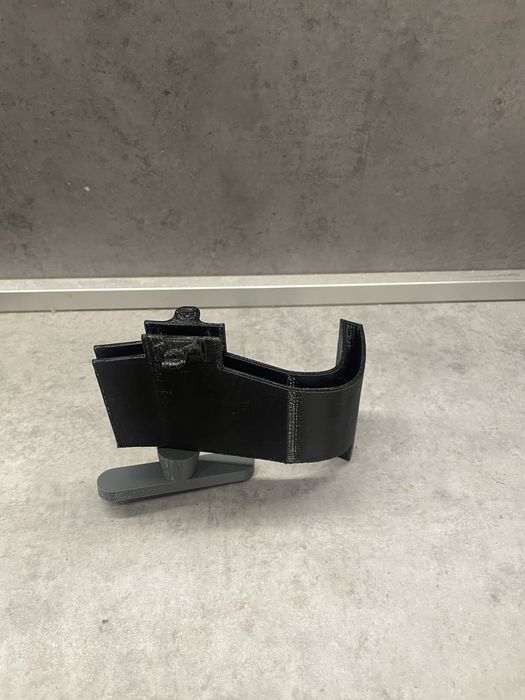 Лапа(биела) и Улей за монети за вендинг машина