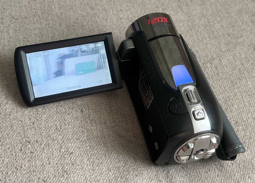 Camera video digitală Aiptek VAZ2S Full HD 10MP defectă pentru piese