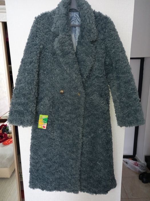 Шуба из овчины в изумрудном цвете
