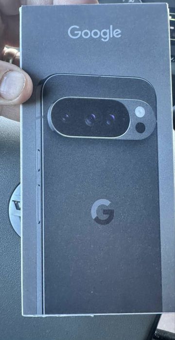 Google Pixel 10 Pro 5G Sub-6* | 6.3" / 160 mm | 256 GB** | Obsidian