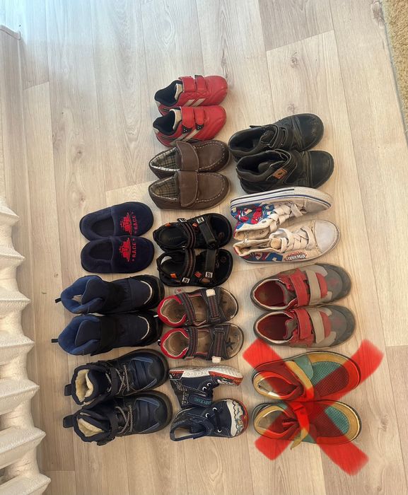 Продам детскую обувь