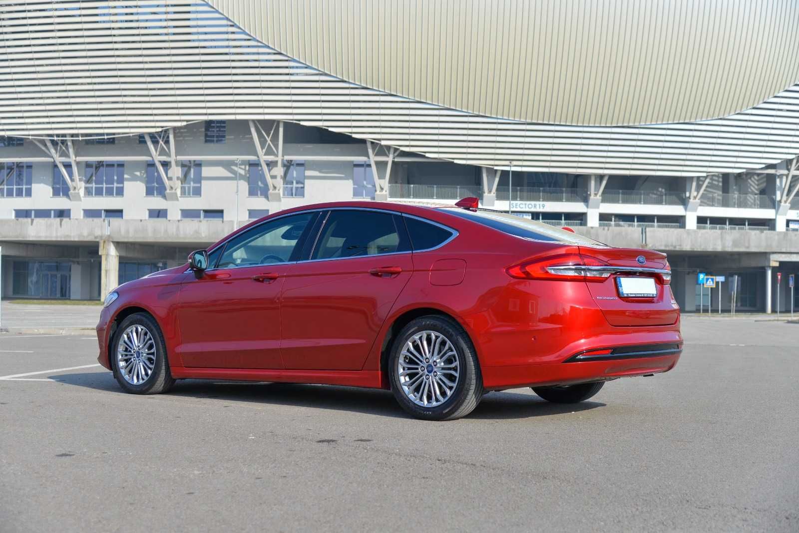 Ford Mondeo 2.0 Hybrid