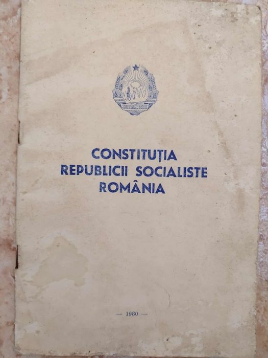 Vând Constituția R.S.R. din anul 1980