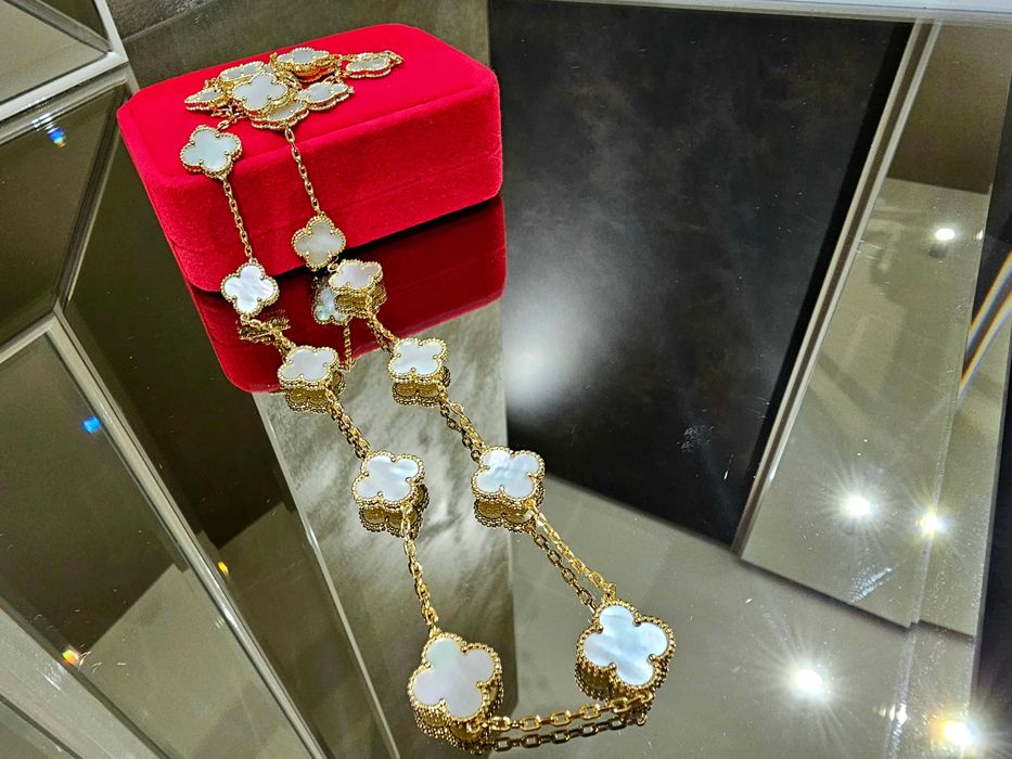 Van Cleef & Arpels VCA Gold Mother 20 Motifs Alhambra Дамско Колие