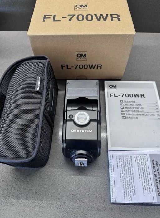 blitz Olympus FL-700 WR Nou