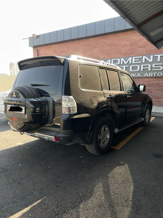 Mitsubishi Pajero GLS (V6) avtomobili sotiladi !