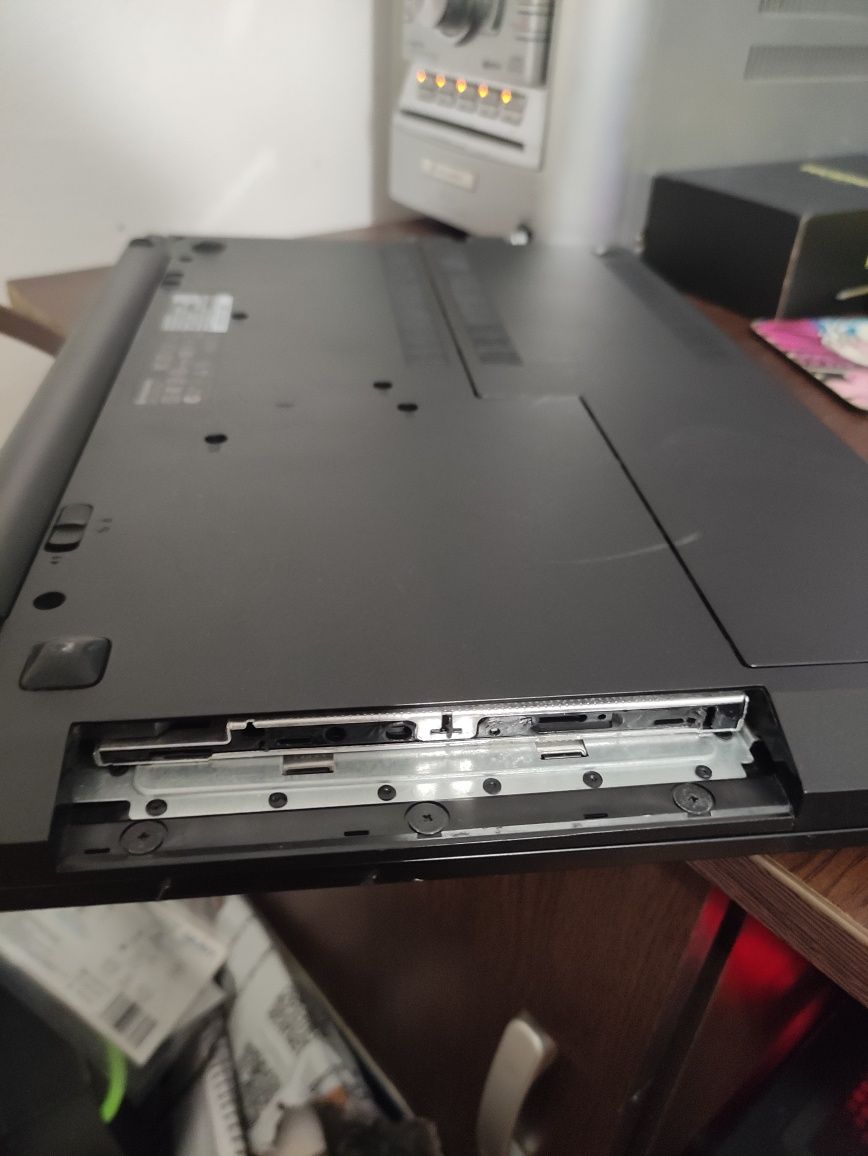 Laptop b50-70 fara Dvd-rom