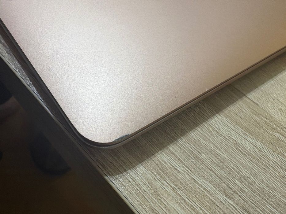 MacBook Air  retina 13 rose gold