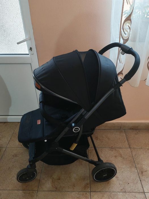 Cărucior sport cu maner reversibil tip troller Kidillo Carriage Black
