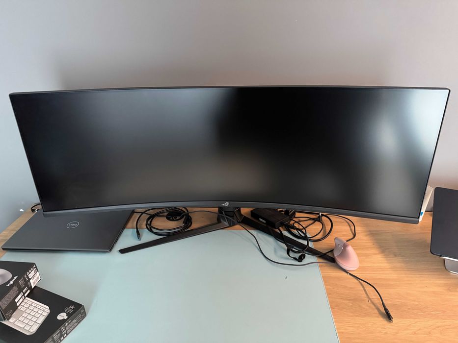 Monitor Asus ROG XG43VQ